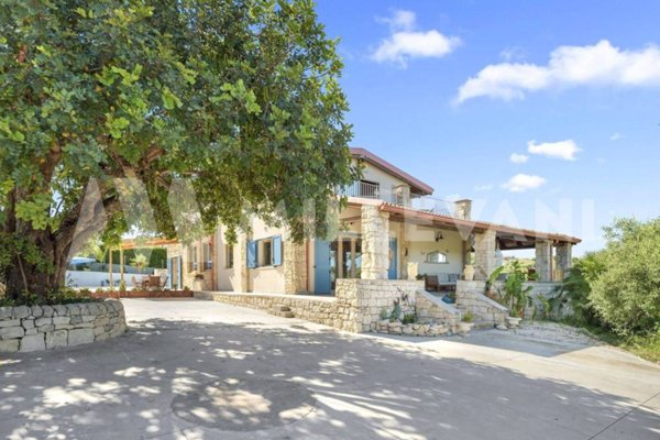 casa indipendente in vendita a Pozzallo