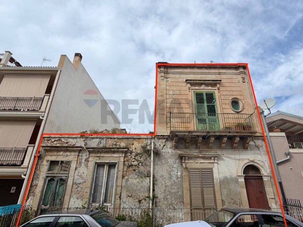 casa indipendente in vendita a Pozzallo