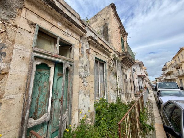 casa indipendente in vendita a Pozzallo