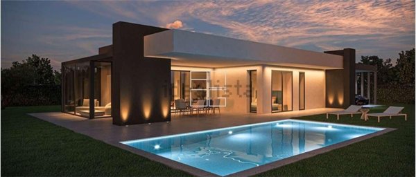 casa indipendente in vendita a Pozzallo