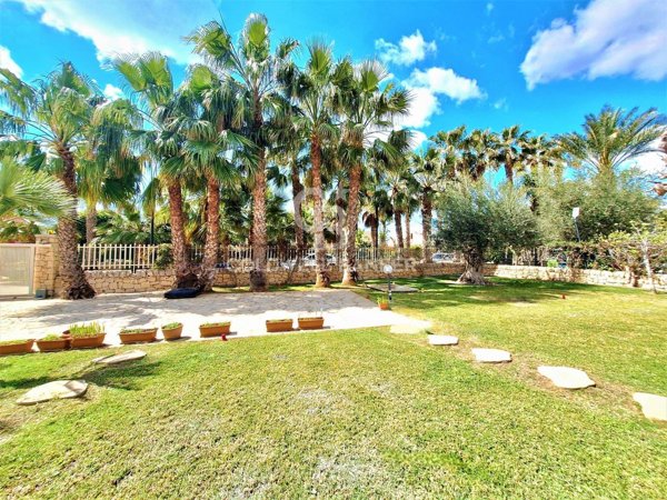 casa indipendente in vendita a Pozzallo