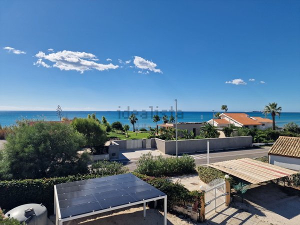 casa indipendente in vendita a Pozzallo