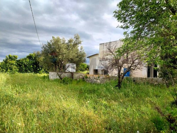 casa indipendente in vendita a Pozzallo