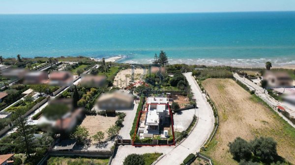 casa indipendente in vendita a Pozzallo