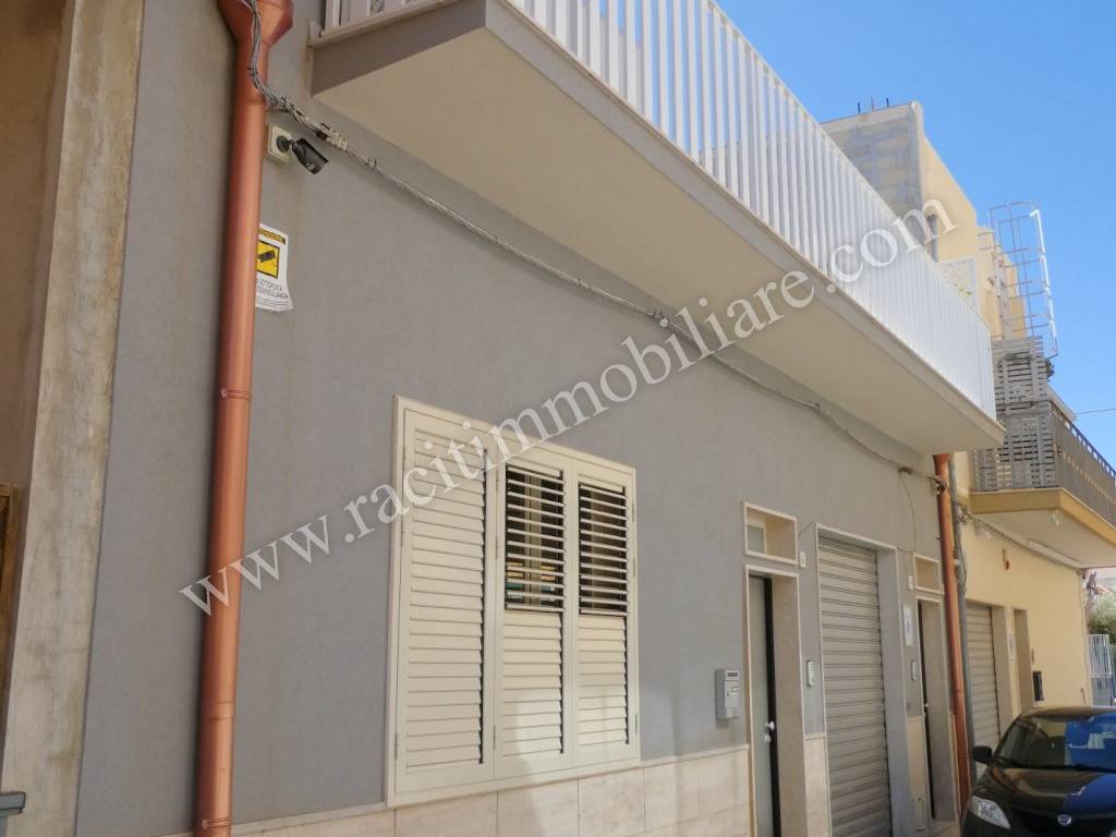 casa indipendente in vendita a Pozzallo