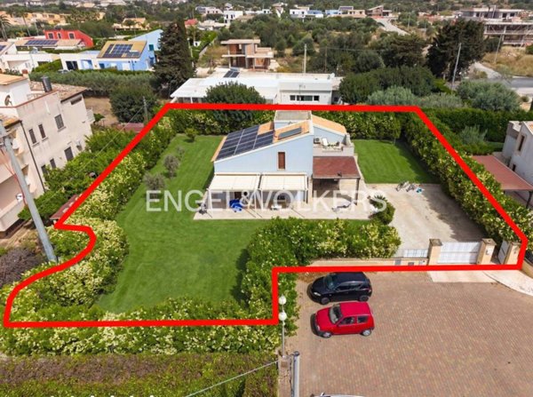 casa indipendente in vendita a Pozzallo