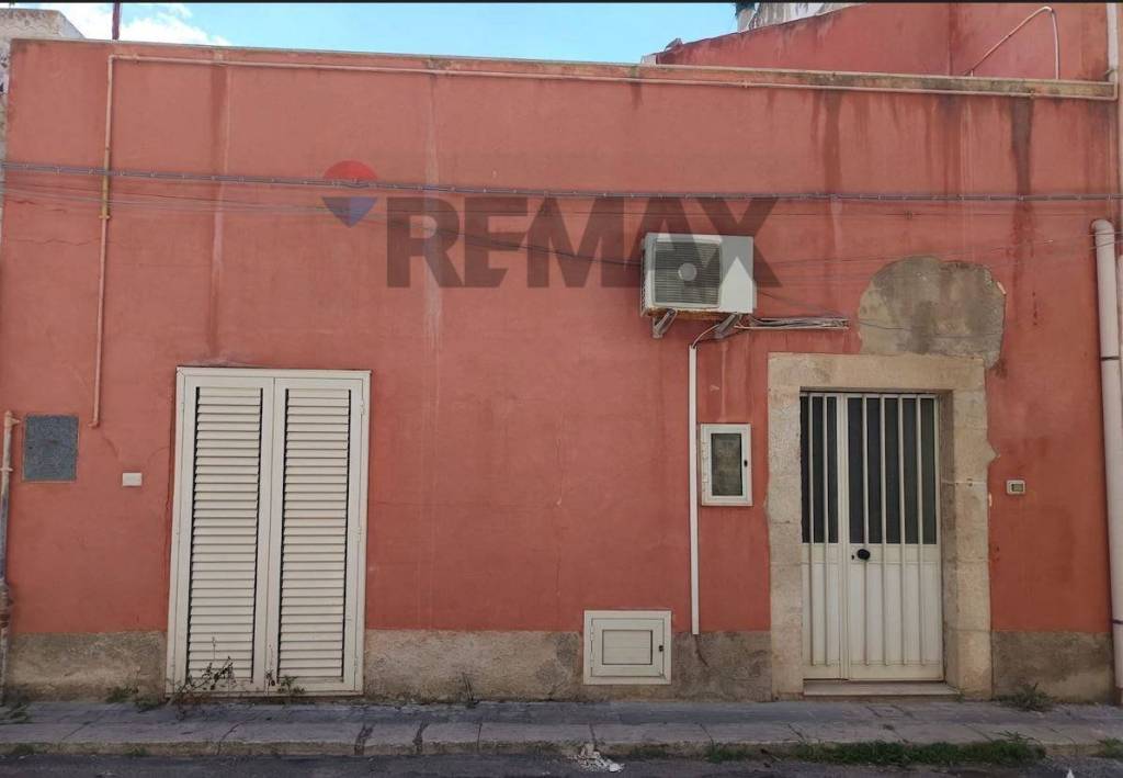 casa indipendente in vendita a Pozzallo