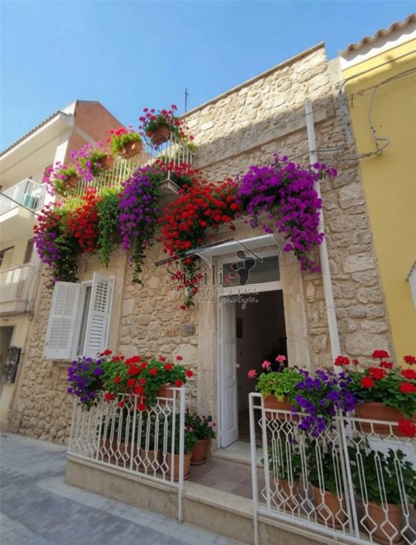 casa indipendente in vendita a Pozzallo