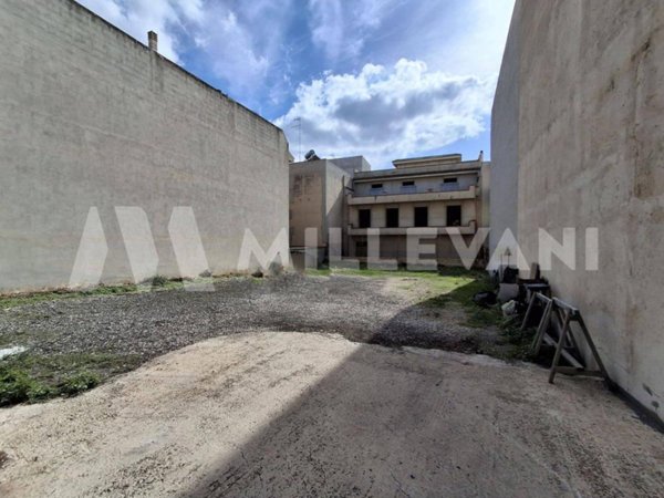 terreno edificabile in vendita a Pozzallo