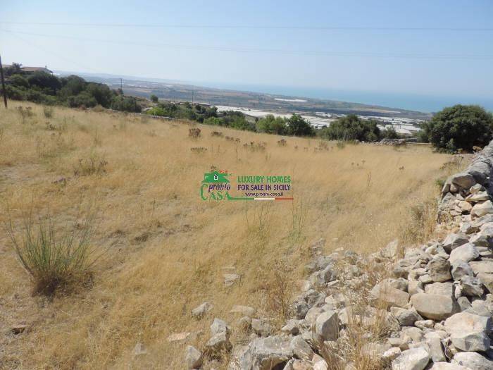 terreno agricolo in vendita a Ragusa in zona Marina