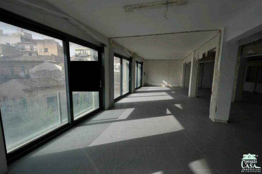 appartamento in vendita a Ragusa in zona Ragusa Centro