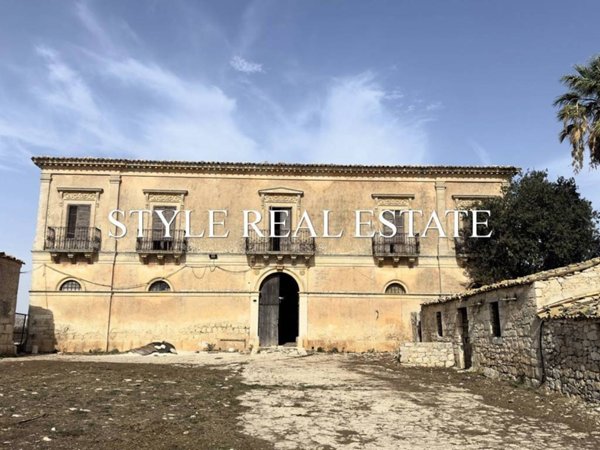 casa indipendente in vendita a Ragusa in zona Donnafugata