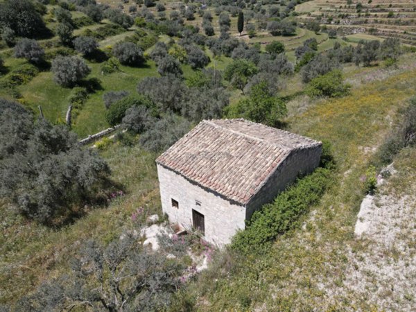 casa indipendente in vendita a Ragusa in zona San Giacomo / Bellocozzo