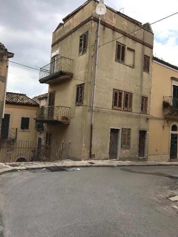 appartamento in vendita a Ragusa in zona Ibla