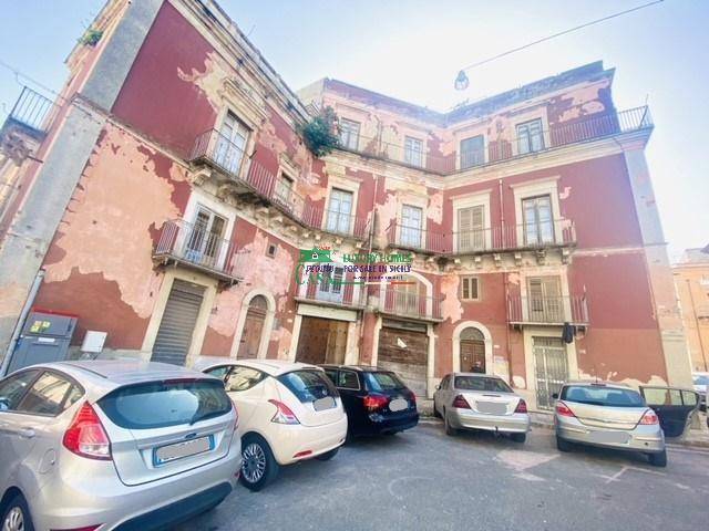 casa indipendente in vendita a Ragusa in zona Ibla