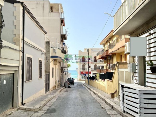 appartamento in vendita a Ragusa in zona Marina