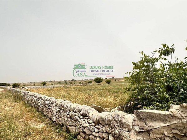 casa indipendente in vendita a Ragusa in zona San Giacomo / Bellocozzo