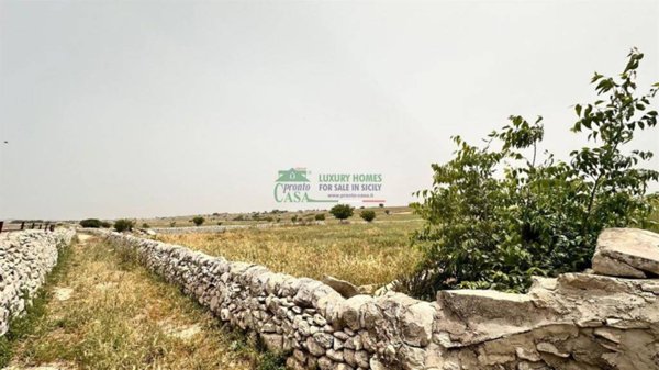casa indipendente in vendita a Ragusa in zona San Giacomo / Bellocozzo