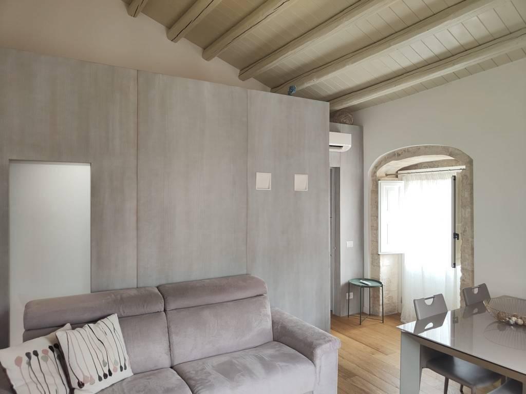 casa indipendente in vendita a Ragusa in zona Ibla