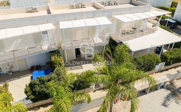 casa indipendente in vendita a Ragusa in zona Marina