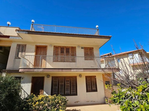 casa indipendente in vendita a Ragusa in zona Marina