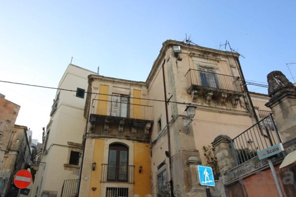 appartamento in vendita a Ragusa in zona Ibla