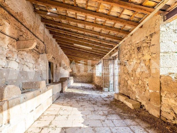 casa indipendente in vendita a Ragusa in zona Donnafugata