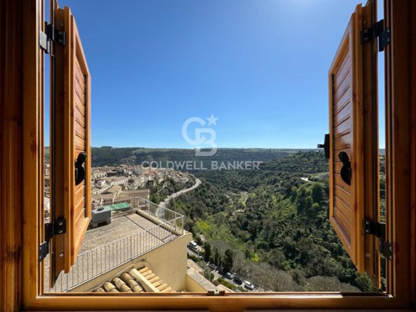 appartamento in vendita a Ragusa in zona Ibla