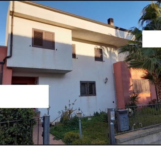 casa indipendente in vendita a Ragusa