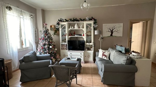 casa indipendente in vendita a Ragusa