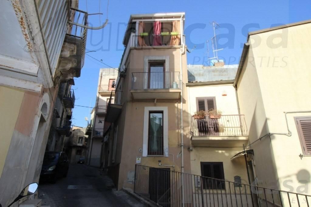 appartamento in vendita a Ragusa in zona Ibla