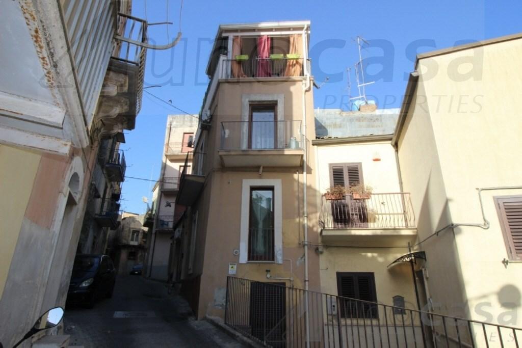 appartamento in vendita a Ragusa in zona Ibla