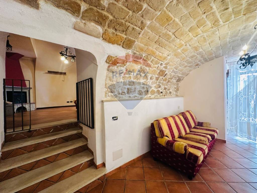 casa indipendente in vendita a Ragusa in zona Ibla
