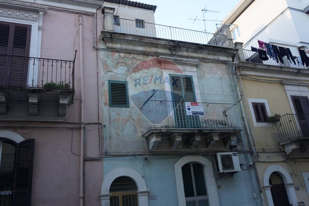 casa indipendente in vendita a Ragusa