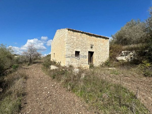 casa indipendente in vendita a Ragusa in zona San Giacomo / Bellocozzo
