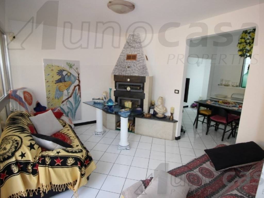 casa indipendente in vendita a Ragusa in zona Ibla