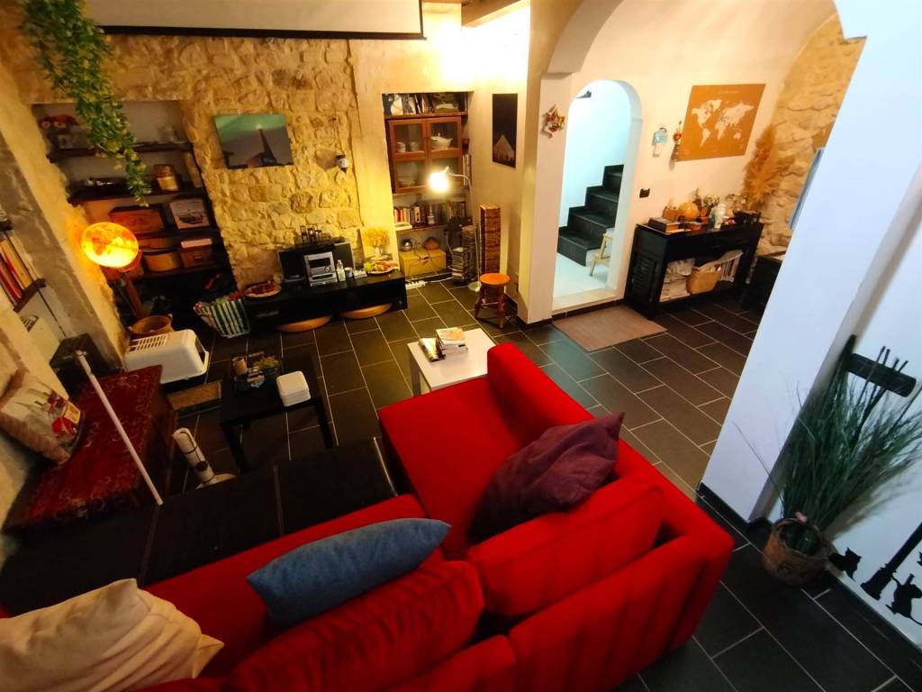 casa indipendente in vendita a Ragusa in zona Ibla
