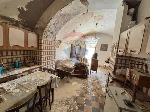 casa indipendente in vendita a Ragusa in zona Ibla