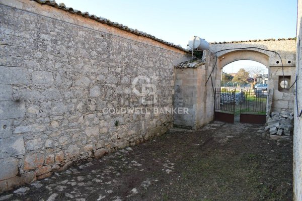 casa indipendente in vendita a Ragusa