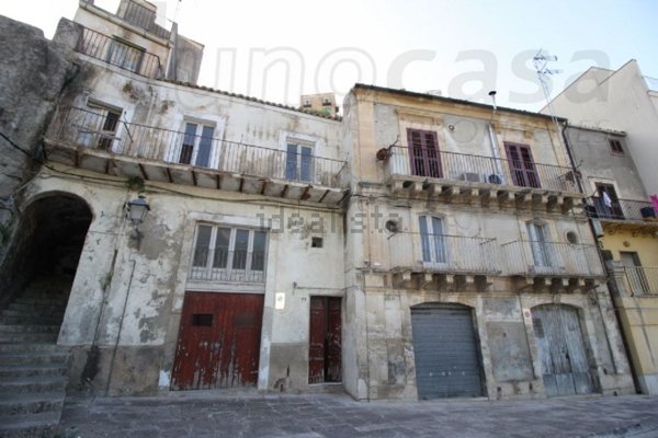 appartamento in vendita a Ragusa in zona Ibla