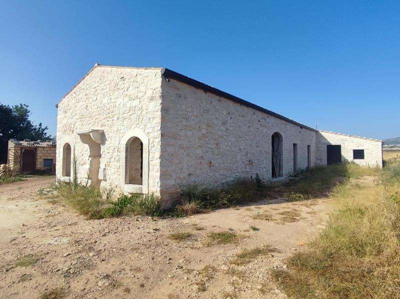 casa indipendente in vendita a Ragusa