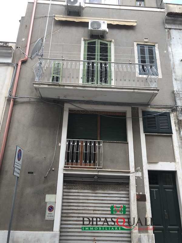 casa indipendente in vendita a Ragusa