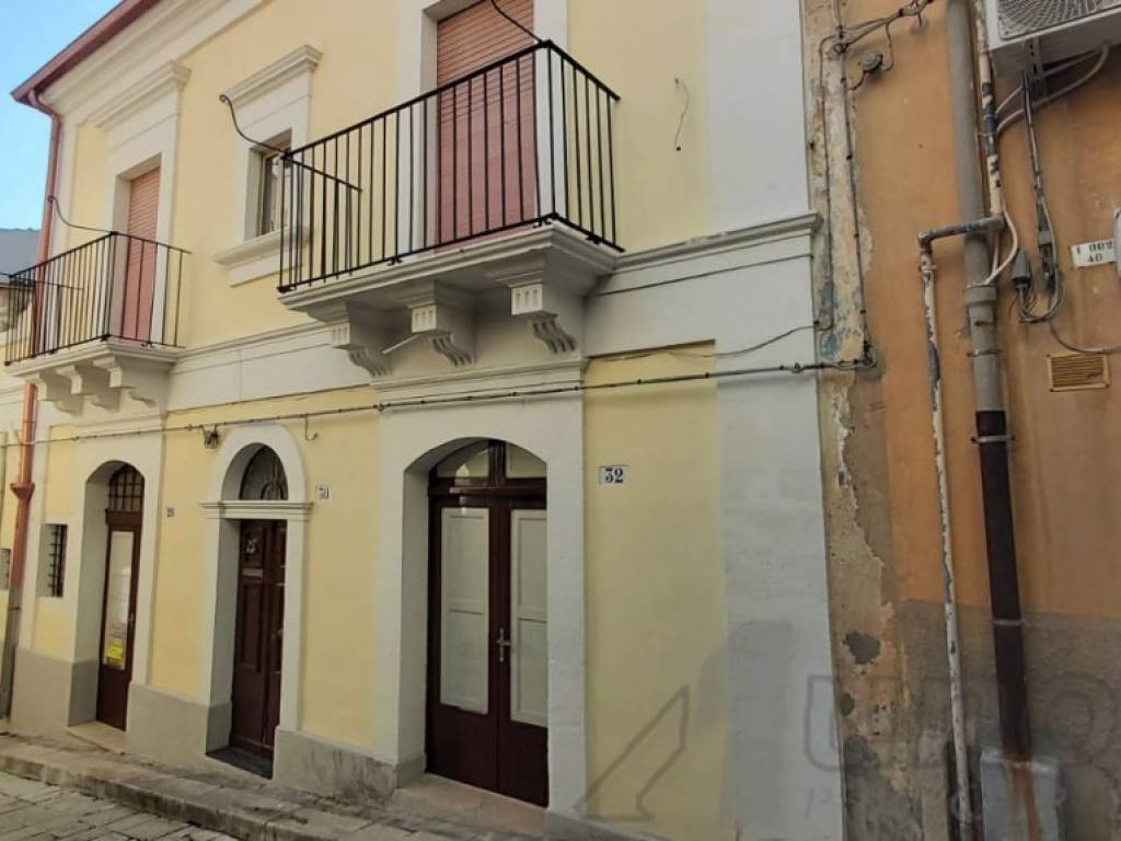casa indipendente in vendita a Ragusa in zona Ibla