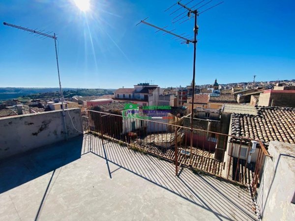 appartamento in vendita a Ragusa in zona Ragusa Centro