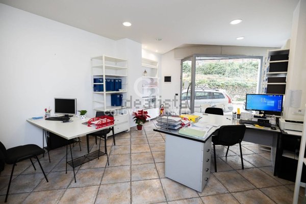 casa indipendente in vendita a Ragusa