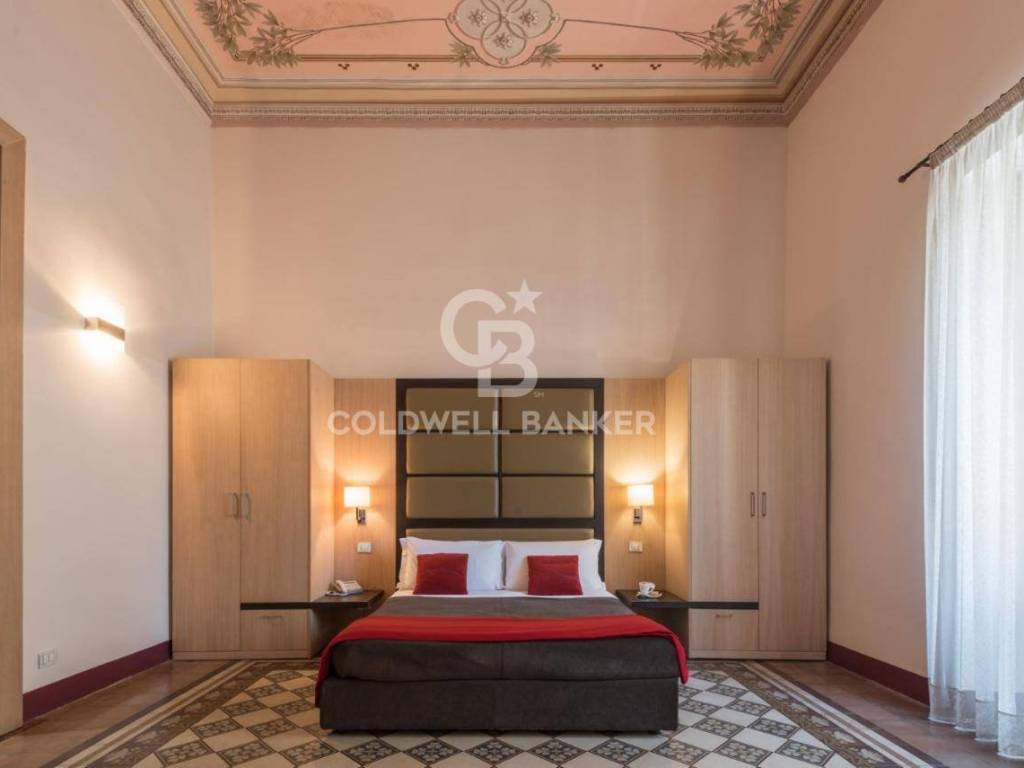 intera palazzina in vendita a Ragusa in zona Ibla