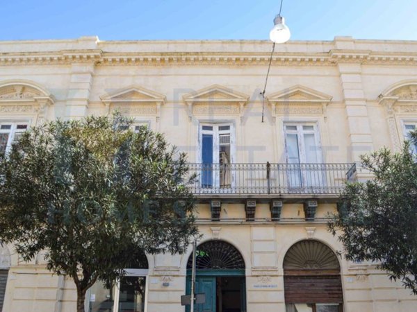 appartamento in vendita a Ragusa in zona Ibla