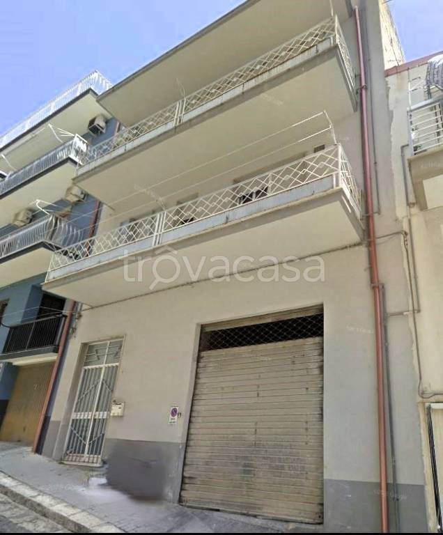 casa indipendente in vendita a Ragusa