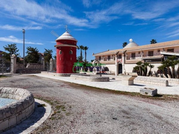 villa in vendita a Ragusa in zona Marina