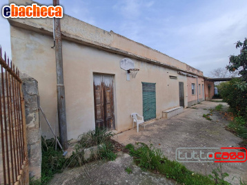 casa indipendente in vendita a Ragusa in zona Marina